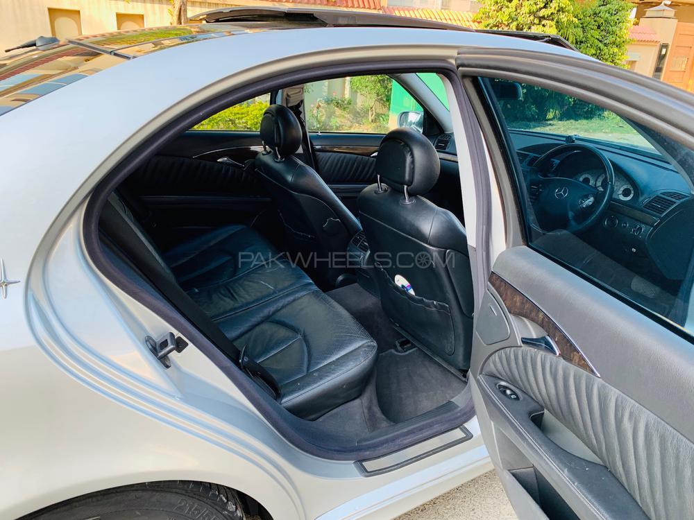 Mercedes Benz E Class 2004 for Sale in Lahore Mercedes Benz E Class 2004 for Sale in Lahore Image-14