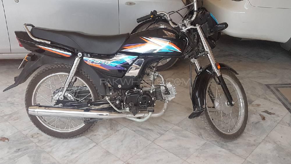 Used Honda Cd 70 Dream 2018 Bike For Sale In Islamabad 238411