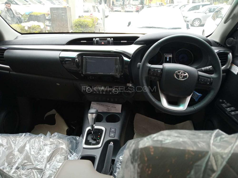 Toyota Hilux 2019 for Sale in Islamabad Toyota Hilux 2019 for Sale in Islamabad Image-9