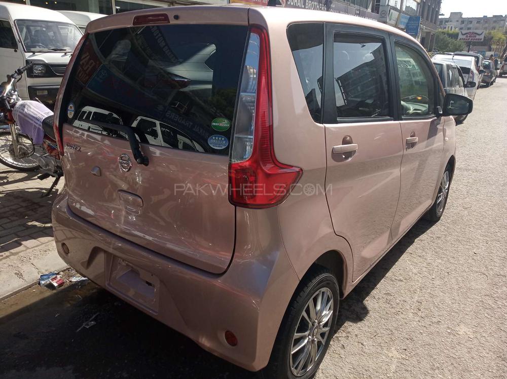 Nissan Dayz 2015 for Sale in Rawalpindi Nissan Dayz 2015 for Sale in Rawalpindi Image-5