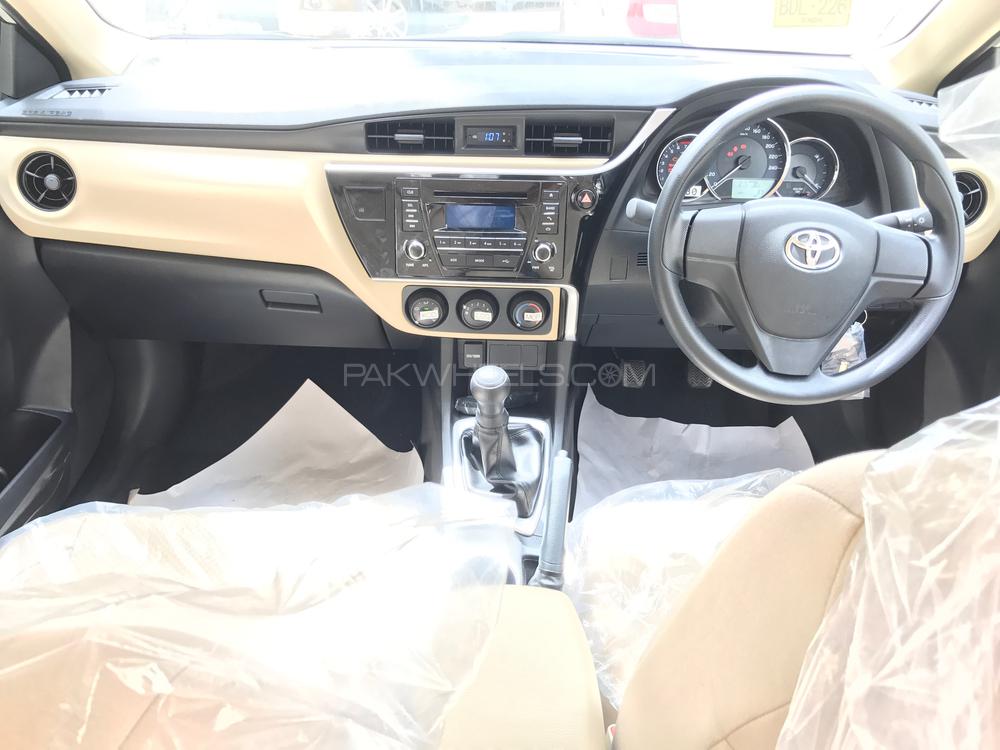 Toyota Corolla 2019 for Sale in Karachi Toyota Corolla 2019 for Sale in Karachi Image-6