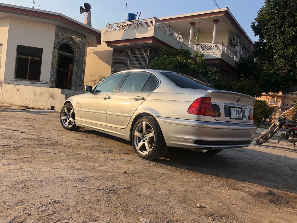 BMW M Series 2000 for Sale in Islamabad Image-1