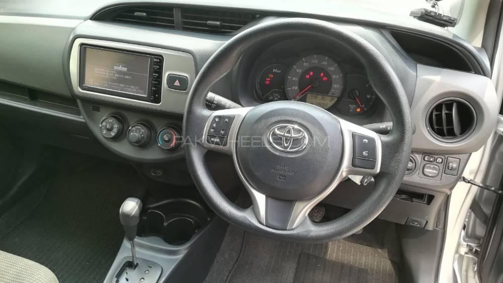 Toyota Vitz 2015 for Sale in Lahore Toyota Vitz 2015 for Sale in Lahore Image-6