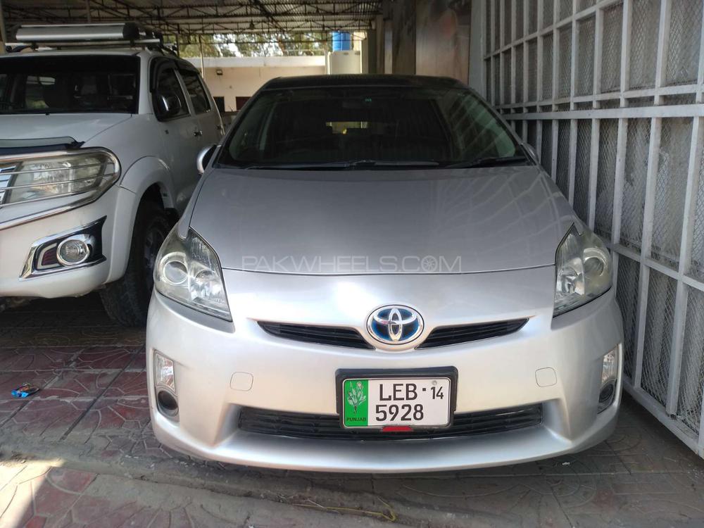 Toyota Prius 2014 for Sale in Multan Image-1