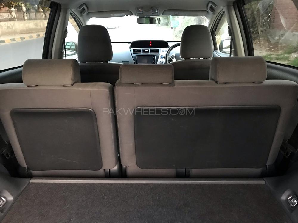 Toyota Prius Alpha 2014 for Sale in Faisalabad Toyota Prius Alpha 2014 for Sale in Faisalabad Image-18