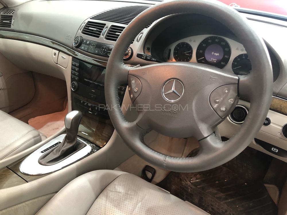 Mercedes Benz E Class 2002 for Sale in Karachi Mercedes Benz E Class 2002 for Sale in Karachi Image-9