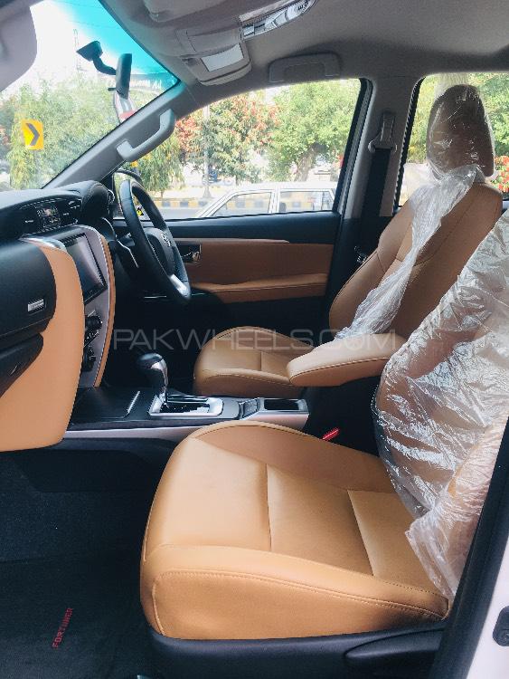 Toyota Fortuner 2018 for Sale in Lahore Toyota Fortuner 2018 for Sale in Lahore Image-6