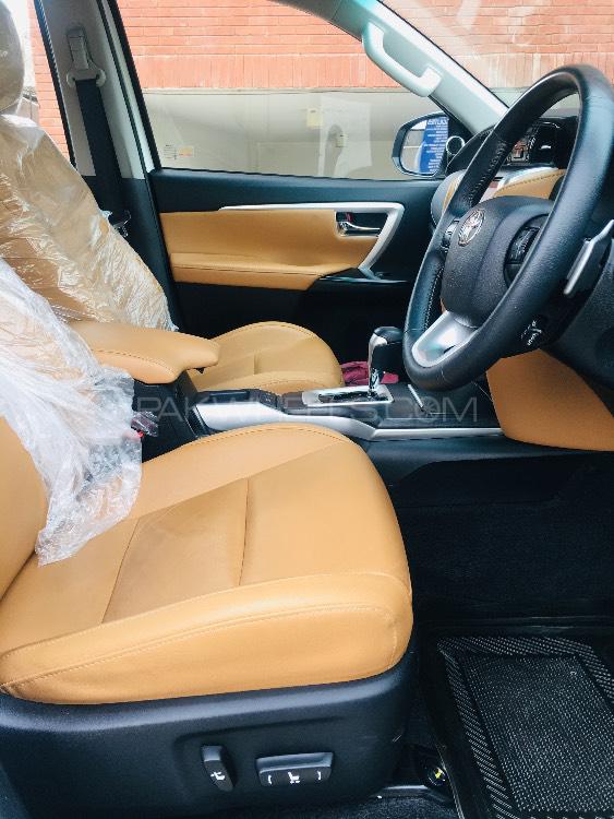 Toyota Fortuner 2018 for Sale in Lahore Toyota Fortuner 2018 for Sale in Lahore Image-8