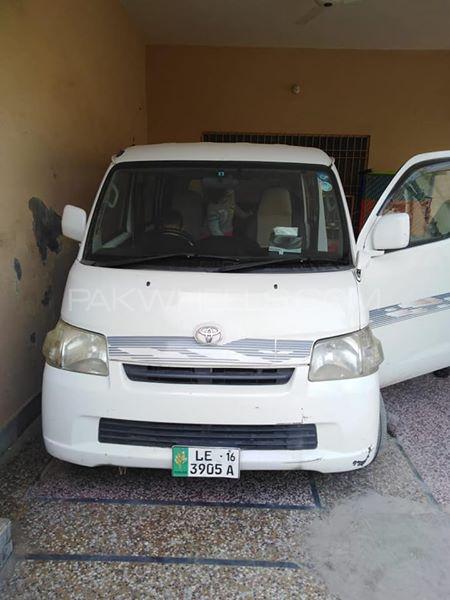 Toyota Town Ace 2010 for Sale in Sialkot Image-1