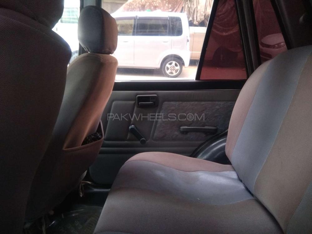 Suzuki Mehran 2012 for Sale in Karachi Suzuki Mehran 2012 for Sale in Karachi Image-5