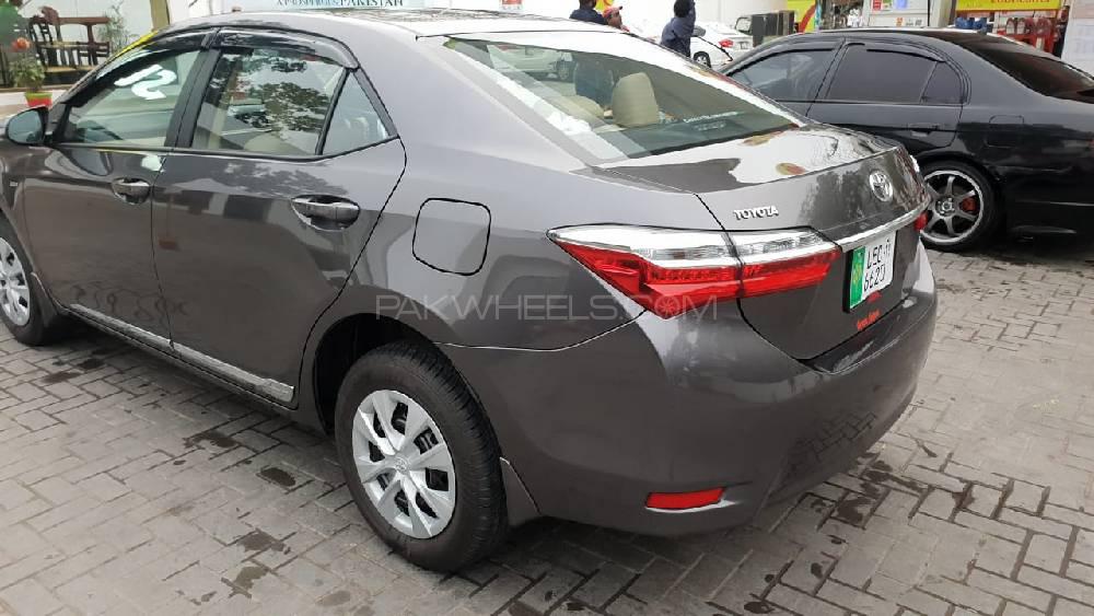 Toyota Corolla 2018 for Sale in Lahore Toyota Corolla 2018 for Sale in Lahore Image-2