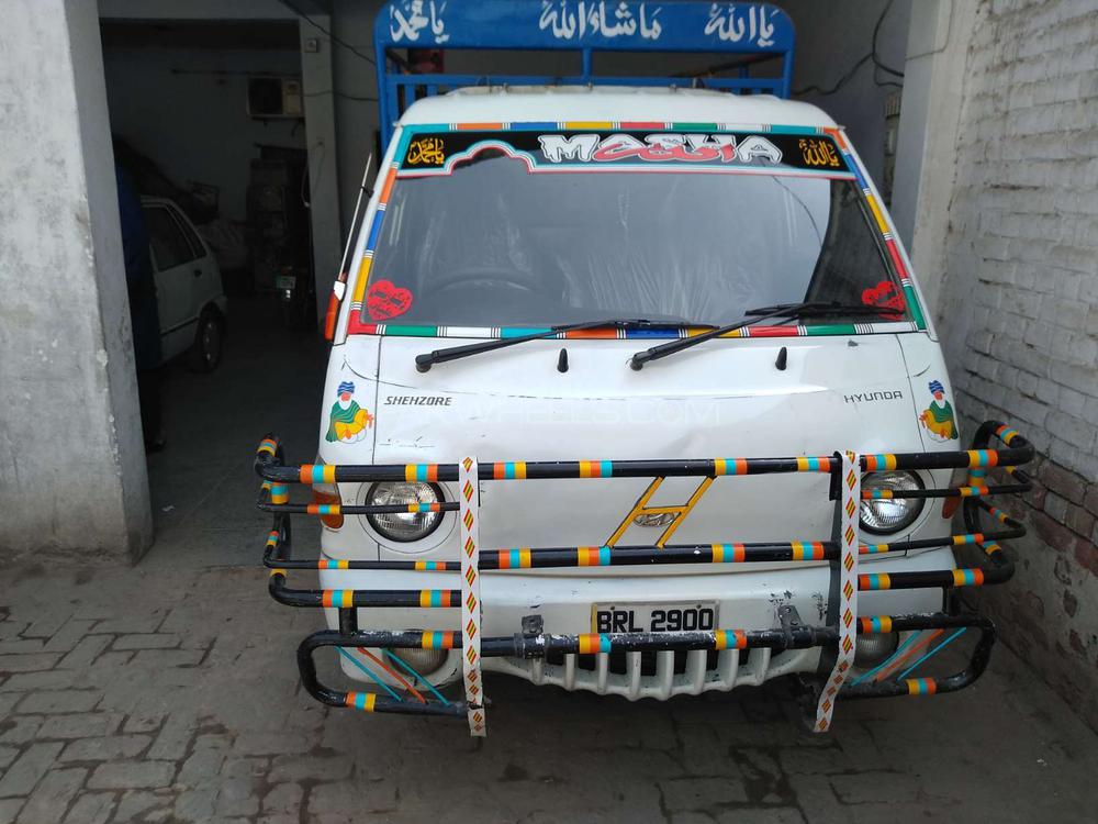 Hyundai Shehzore 2005 for Sale in Multan Image-1