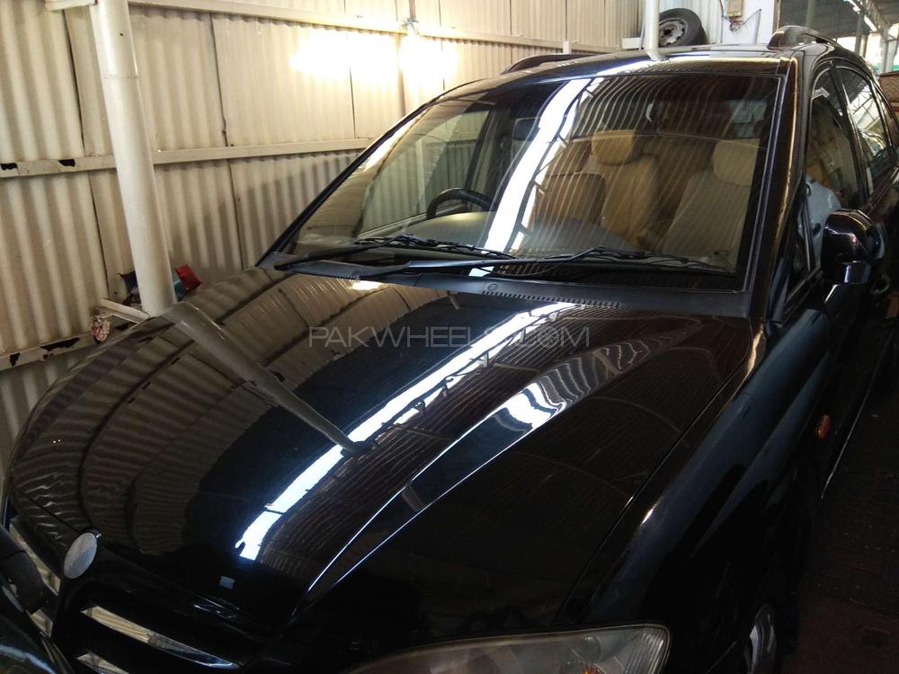 SsangYong Stavic 2006 for Sale in Lahore Image-1
