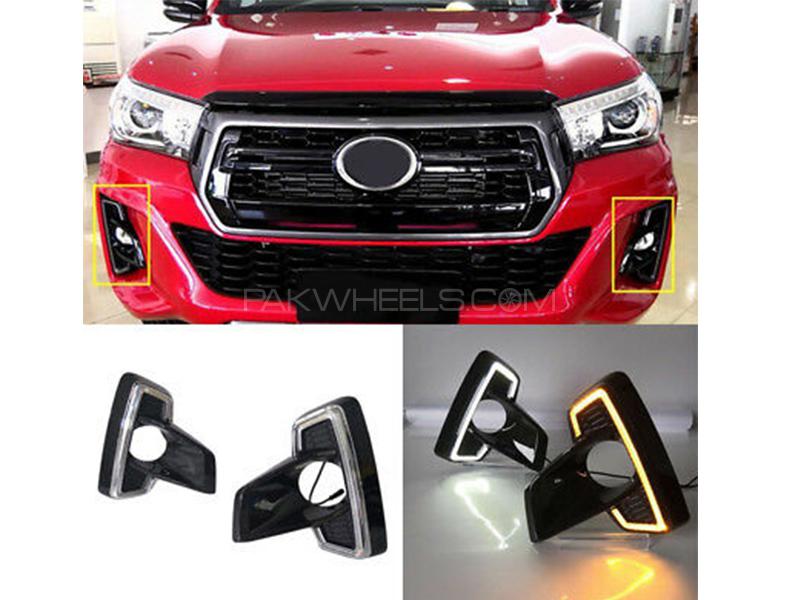 Toyota Hilux Led DRL Revo Rocco Fog Lamp Covers - 2016 - 2019 Toyota Hilux Led DRL Revo Rocco Fog Lamp Covers - 2016 - 2019 Image-2