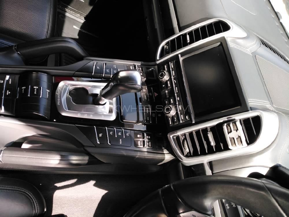 پورشے کائین 2012 for Sale in اسلام آباد پورشے کائین 2012 for Sale in اسلام آباد Image-7