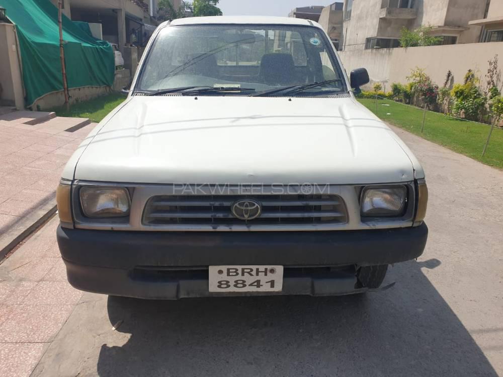 Toyota Pickup 2003 for Sale in Lahore Image-1