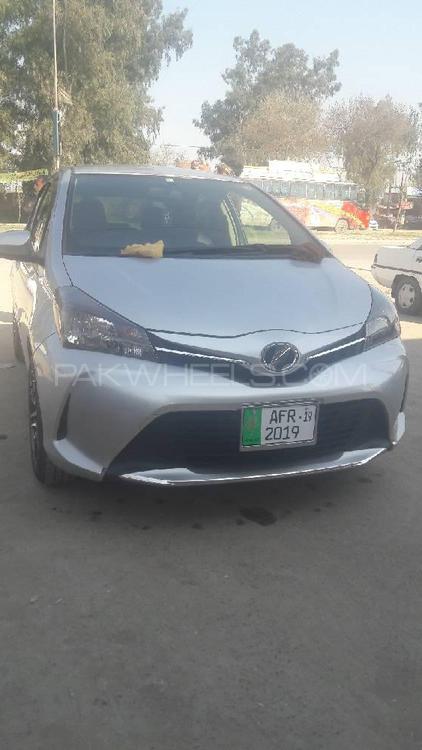 Toyota Vitz 2015 for Sale in Gujranwala Image-1