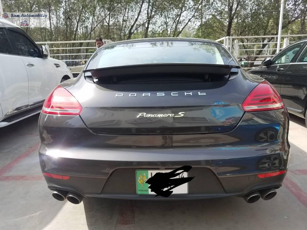 Porsche Panamera 2014 for Sale in Karachi Porsche Panamera 2014 for Sale in Karachi Image-19
