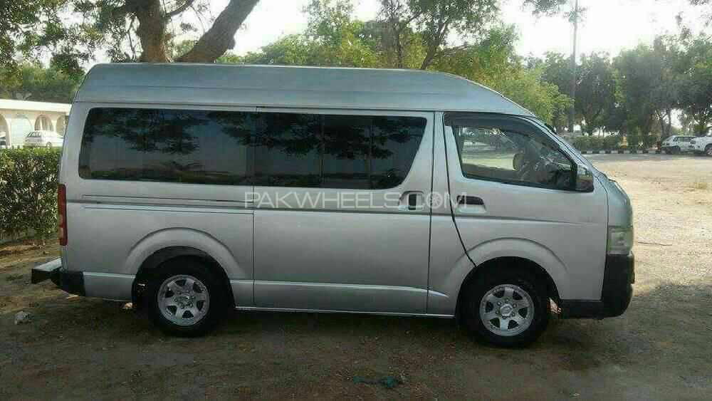 Toyota Hiace 2005 for Sale in Karachi Toyota Hiace 2005 for Sale in Karachi Image-3