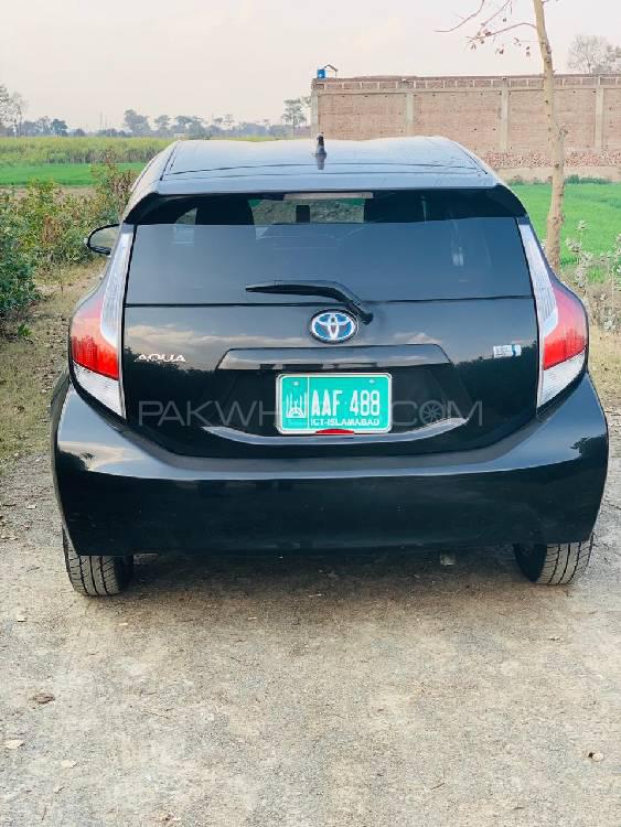 ٹویوٹا اکوا 2015 for Sale in فیصل آباد ٹویوٹا اکوا 2015 for Sale in فیصل آباد Image-9