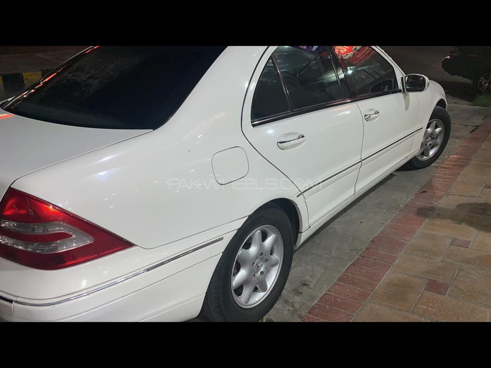 Mercedes Benz C Class 2004 for Sale in Faisalabad Image-1