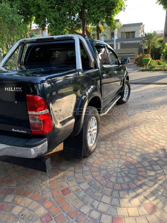 Toyota Hilux 2013 for Sale in Jhelum Toyota Hilux 2013 for Sale in Jhelum Image-3