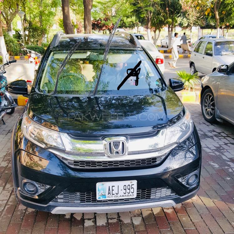Honda BR-V 2017 for Sale in Islamabad Image-1