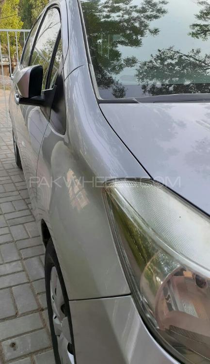 Toyota Vitz 2011 for Sale in D.G.Khan Toyota Vitz 2011 for Sale in D.G.Khan Image-6