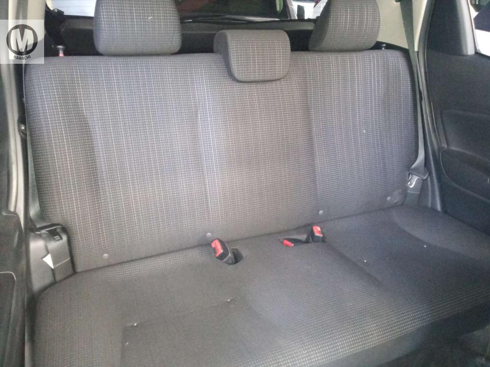 Toyota Vitz 2015 for Sale in Karachi Toyota Vitz 2015 for Sale in Karachi Image-13