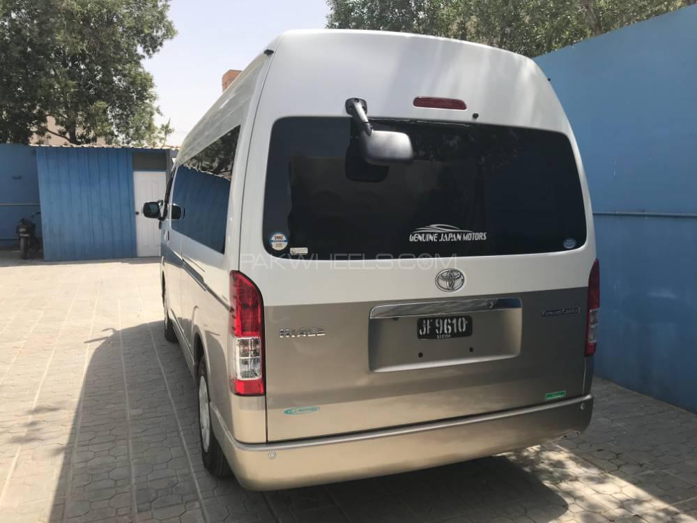 Toyota Hiace 2014 for Sale in Karachi Toyota Hiace 2014 for Sale in Karachi Image-7