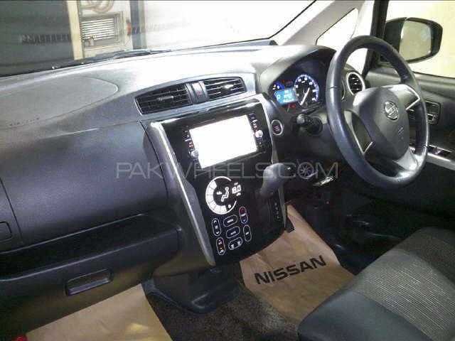 Nissan Dayz Highway Star 2015 for Sale in Hyderabad Image-1
