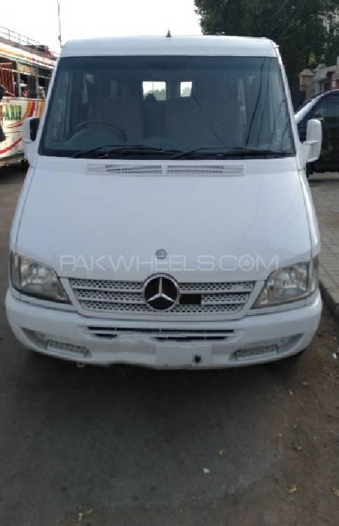 Mercedes Benz Sprinter 2004 for Sale in Karachi Mercedes Benz Sprinter 2004 for Sale in Karachi Image-3