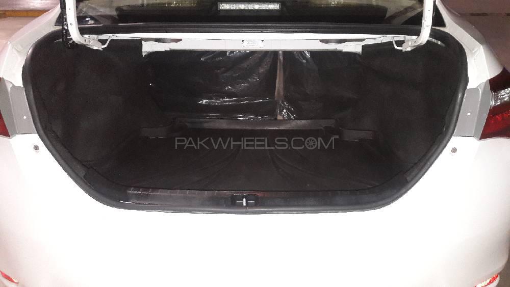 Toyota Corolla 2015 for Sale in Karachi Toyota Corolla 2015 for Sale in Karachi Image-6
