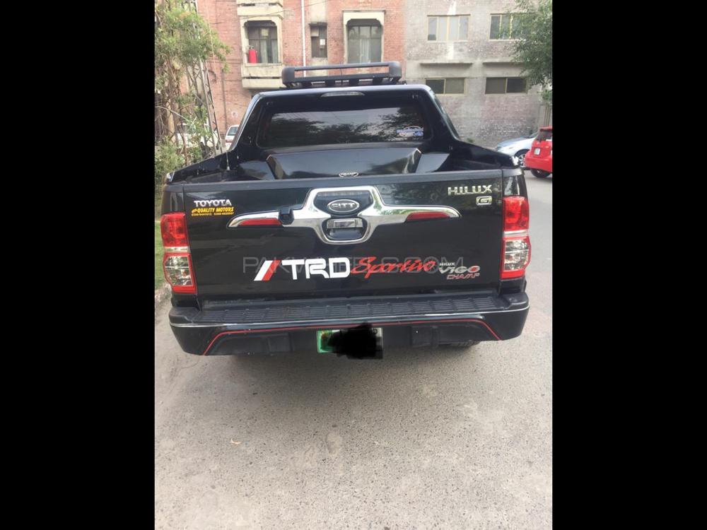 Toyota Hilux 2012 for Sale in Lahore Toyota Hilux 2012 for Sale in Lahore Image-4