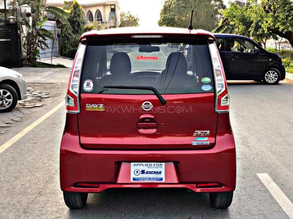 Nissan Dayz Highway Star 2016 for Sale in Lahore Nissan Dayz Highway Star 2016 for Sale in Lahore Image-8
