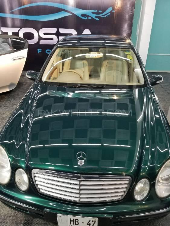 Mercedes Benz E Class 2004 for Sale in Islamabad Mercedes Benz E Class 2004 for Sale in Islamabad Image-10