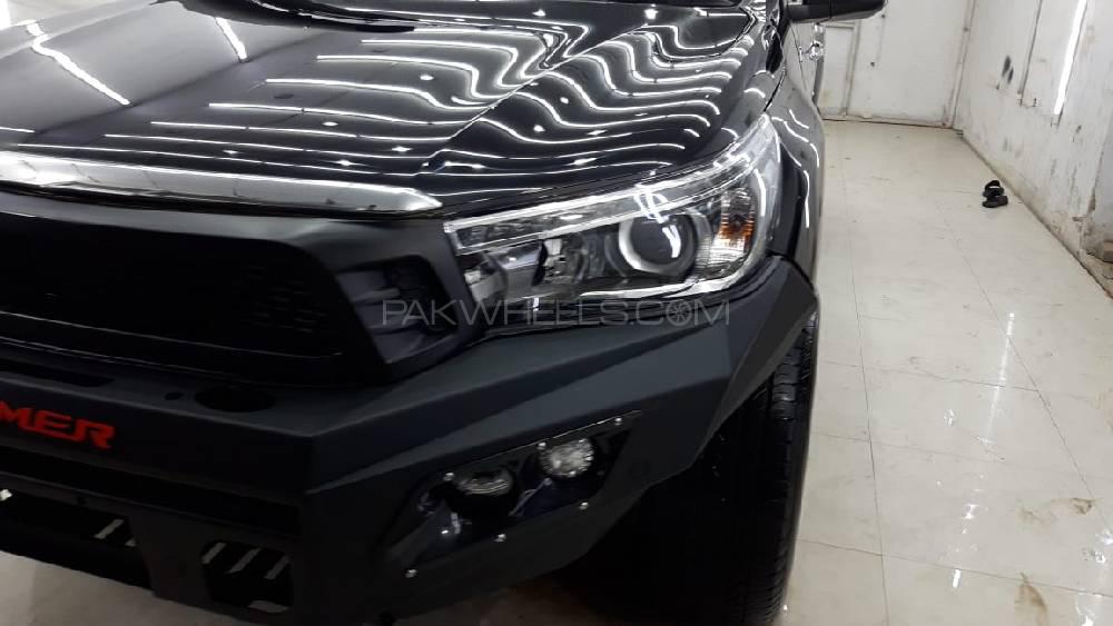 Toyota Hilux 2018 for Sale in Karachi Toyota Hilux 2018 for Sale in Karachi Image-3