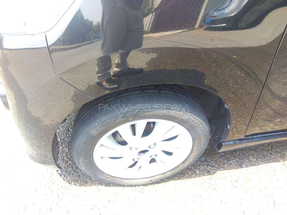 Suzuki Wagon R 2015 for Sale in Lahore Suzuki Wagon R 2015 for Sale in Lahore Image-4