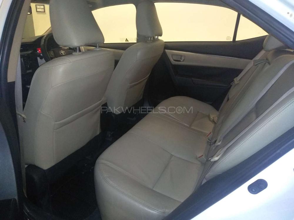 Toyota Corolla 2014 for Sale in Karachi Toyota Corolla 2014 for Sale in Karachi Image-8