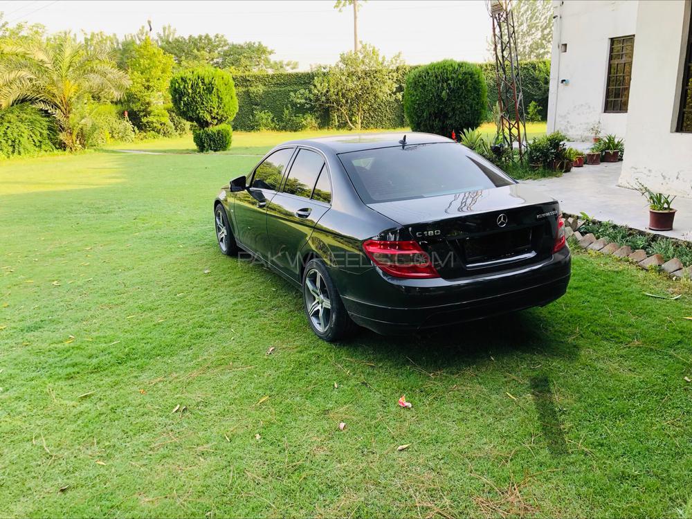 Mercedes Benz C Class 2009 for Sale in Peshawar Image-1