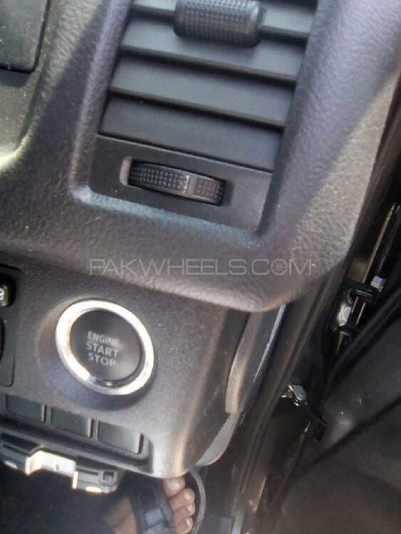 Lexus Other 2015 for Sale in Rawalpindi Lexus Other 2015 for Sale in Rawalpindi Image-16