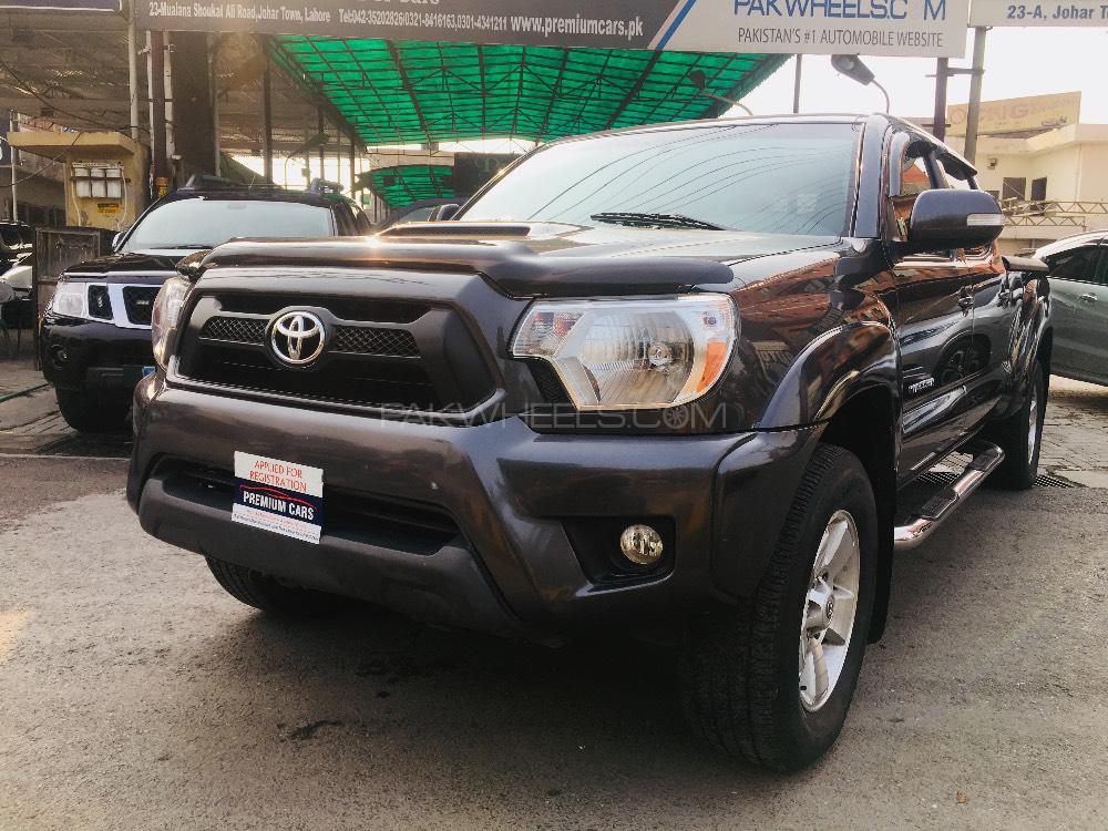 Toyota Tacoma 2015 for Sale in Lahore Image-1