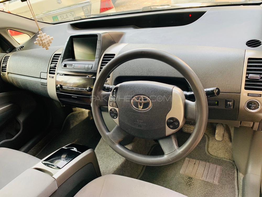 ٹویوٹا پریوس 2011 for Sale in ساہیوال ٹویوٹا پریوس 2011 for Sale in ساہیوال Image-17