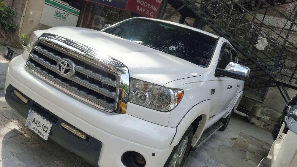 Toyota Tundra 2008 for Sale in Islamabad Image-1