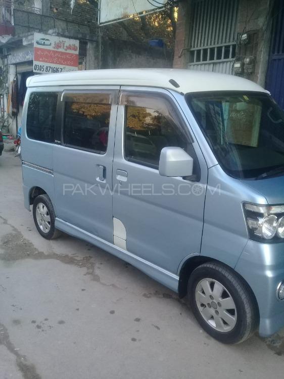 Daihatsu Atrai Wagon 2013 for Sale in Rawalpindi Image-1