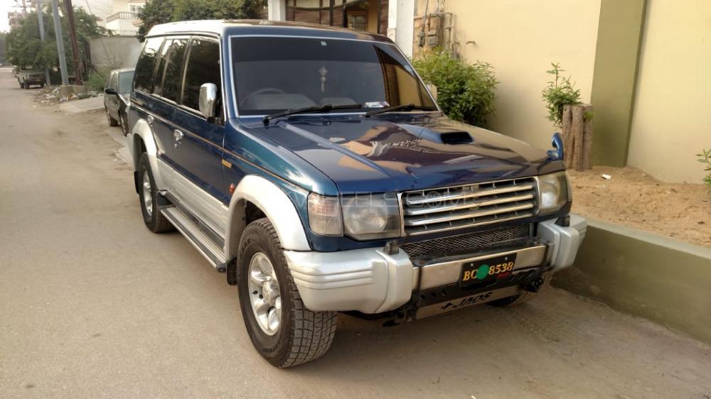 Mitsubishi Pajero 1994 for Sale in Karachi Image-1