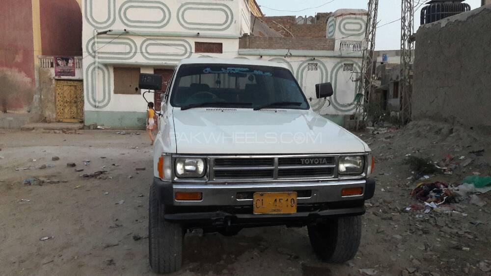 Toyota Hilux 1988 for Sale in Karachi Image-1