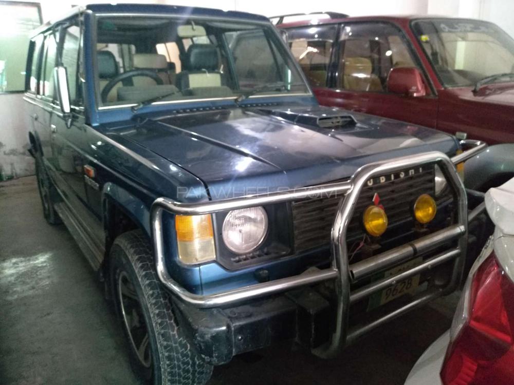 Mitsubishi Pajero 1990 for Sale in Multan Image-1