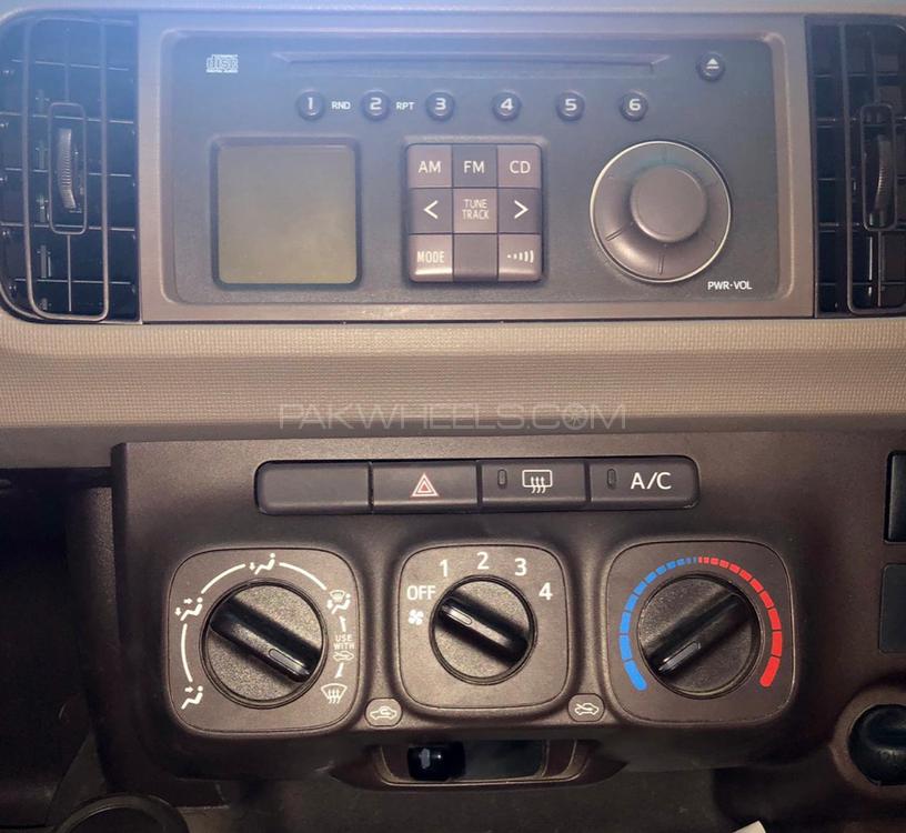 Toyota Passo 2015 for Sale in Peshawar Toyota Passo 2015 for Sale in Peshawar Image-17