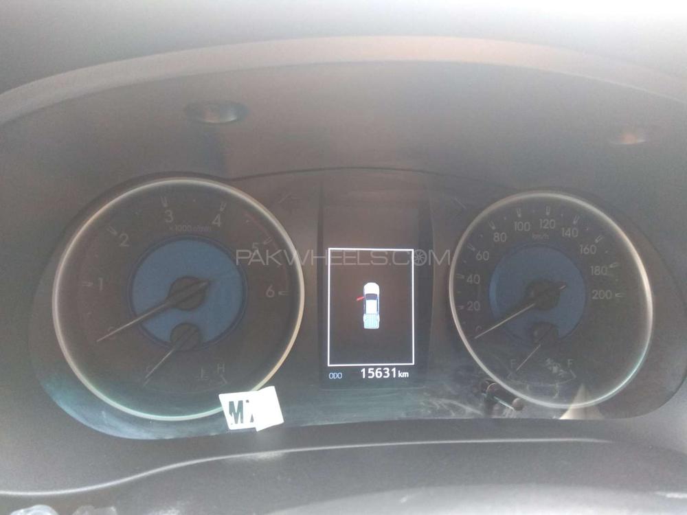 Toyota Hilux 2018 for Sale in Karachi Toyota Hilux 2018 for Sale in Karachi Image-5